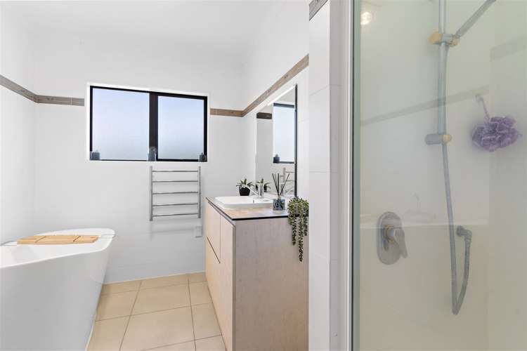 38 Portland Road Carterton_14