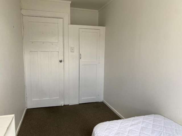 Room 7/35 Bay Street 1336_2