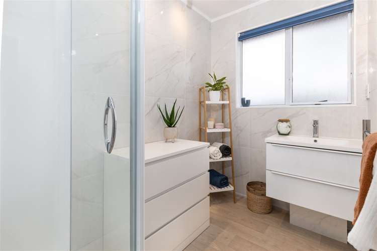 2 Brookfield Place Redwoodtown_13