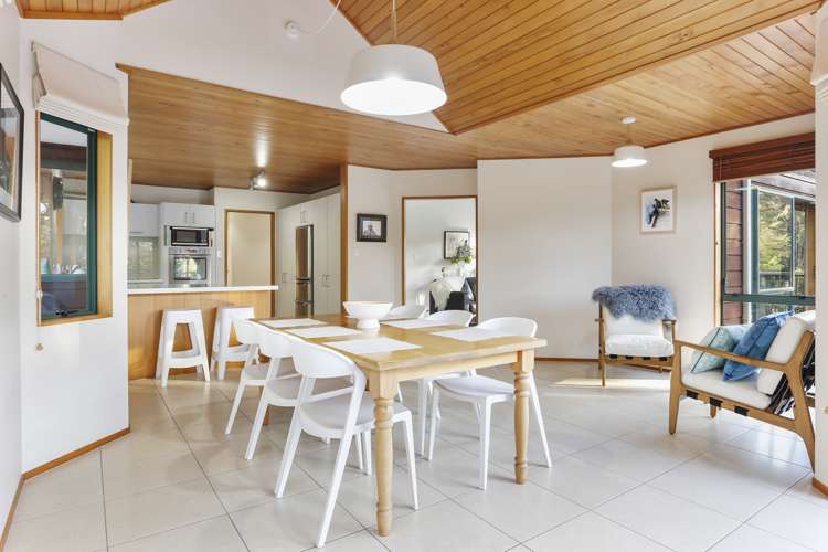 22 Cochran Road Oratia_5