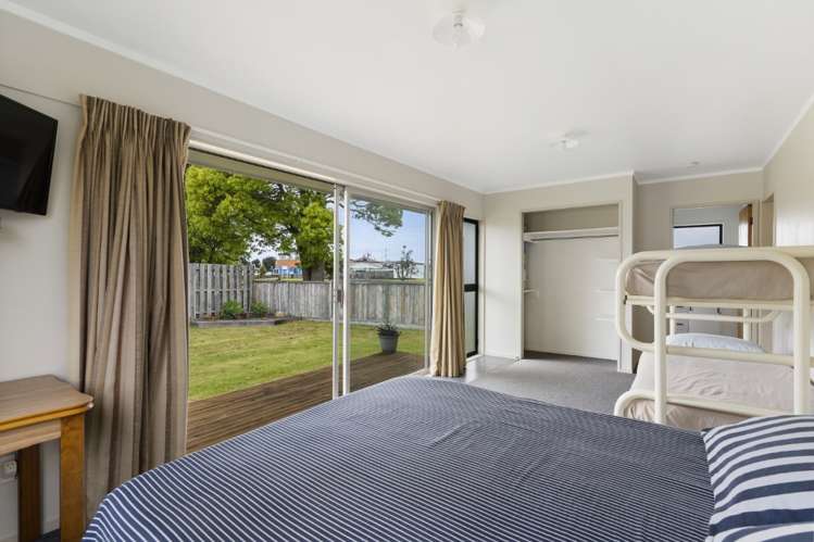 118 Charleston Avenue Whangamata_21