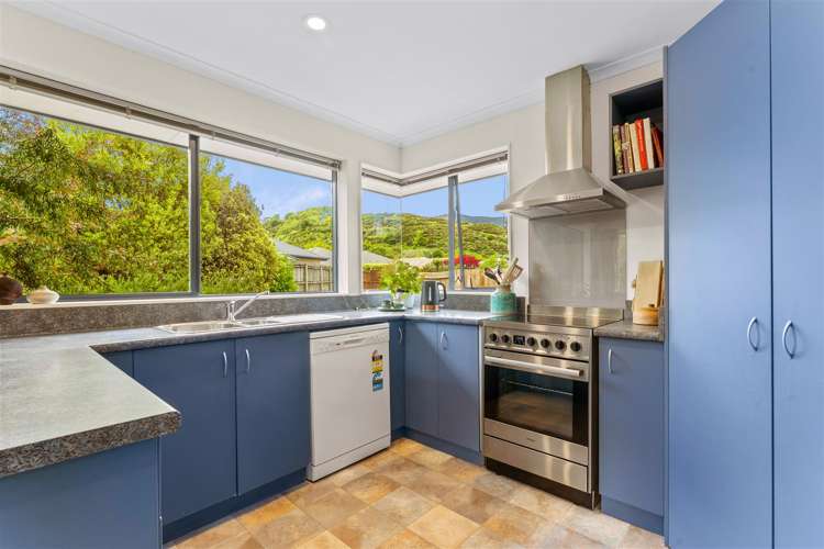 8 Ngawhatu Road Stoke_19