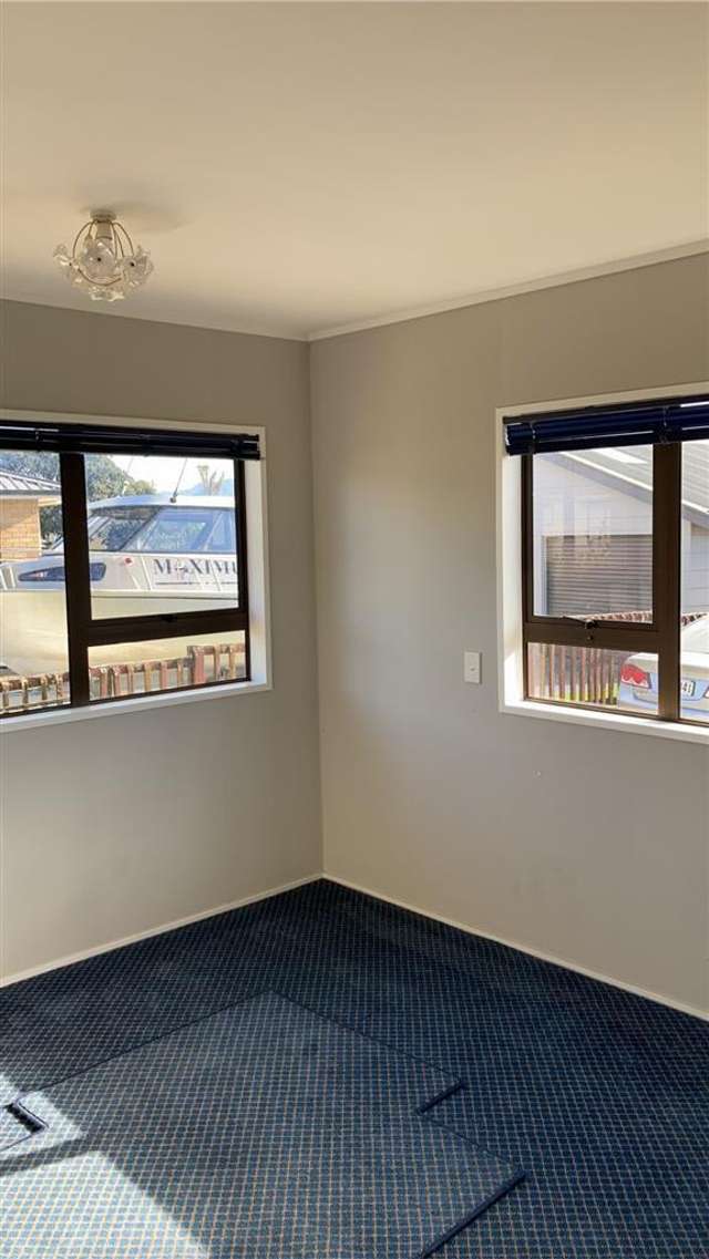 24 Nicholas Ave (Front House) Whitianga_4