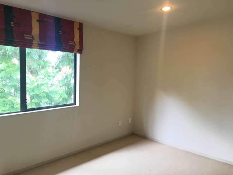 6/8 Soljak Place Mount Albert_6