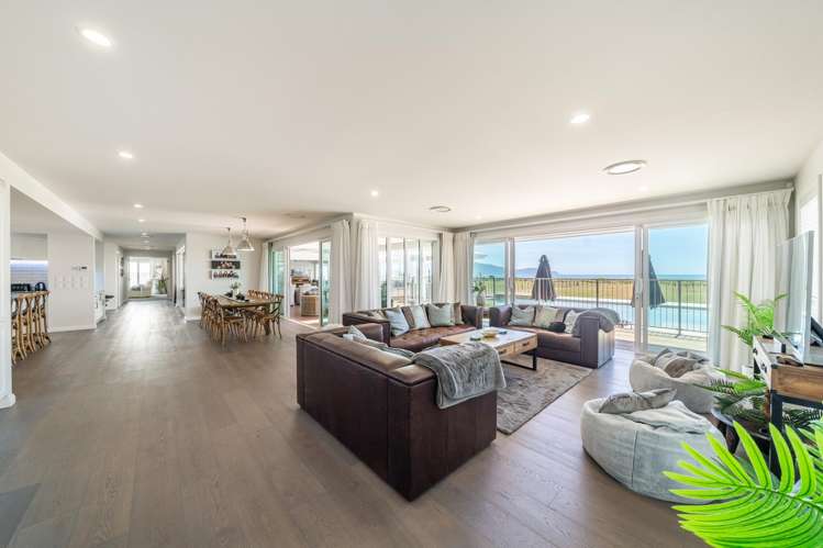 87 Rutherford Drive Waikanae Beach_18