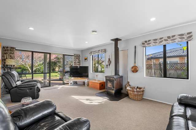 11 Kahurangi Drive Lynmore_2