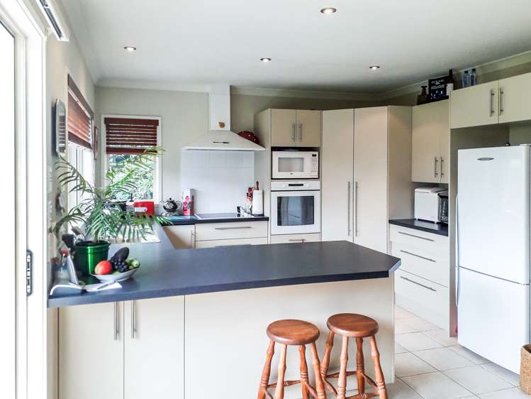 18 Blythfield Place Taradale_1