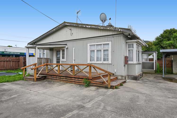 149 Clayton Road Mangakakahi_3