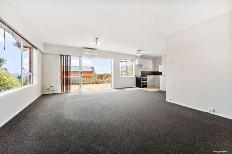 2/95 Glengarry Road Glen Eden_6