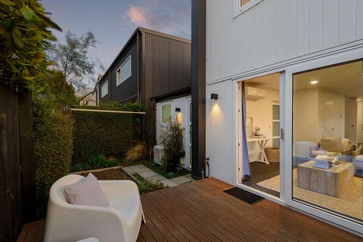 1/6 Feilding St Addington_4