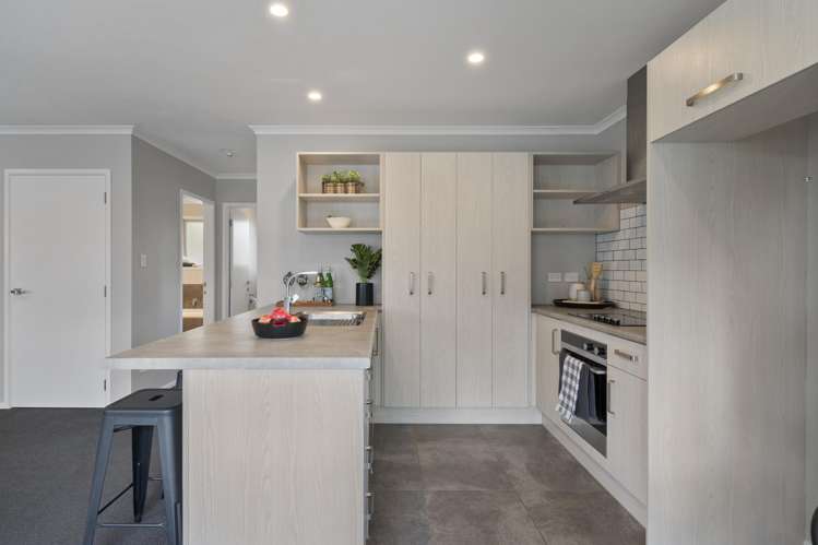 30A and B Ngaio Street West End_12