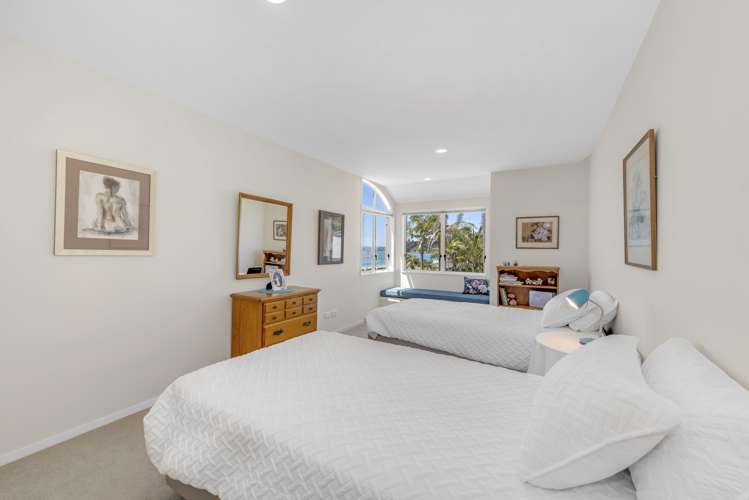 1/37 The Esplanade Eastern Beach_13