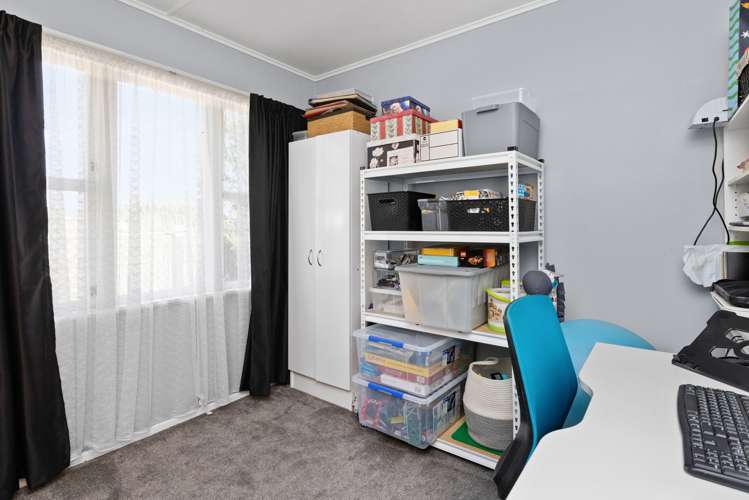 806 Huia Street Camberley_8