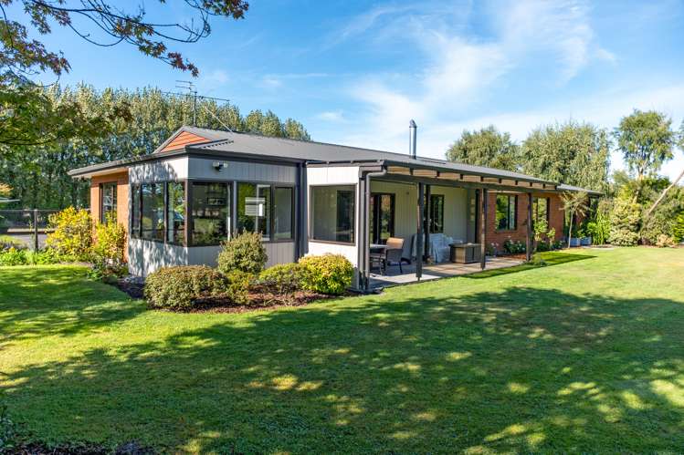 65 Beach Road East Elgin_17