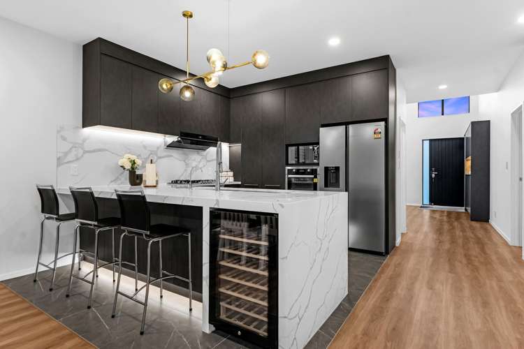 40 Dungloe Avenue Flat Bush_11