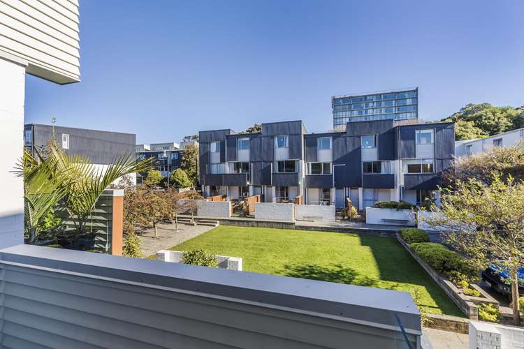 20/120 Rintoul Street Newtown_14