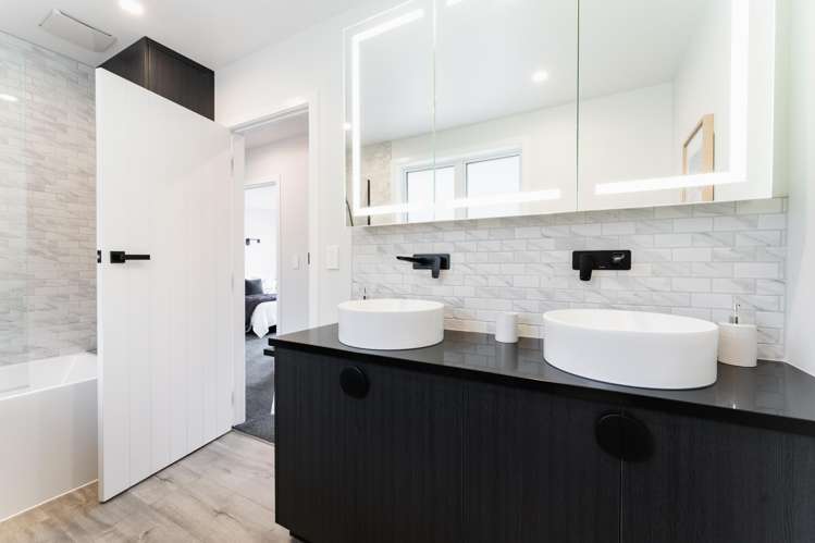 94 Hocken Street Kenmure_16