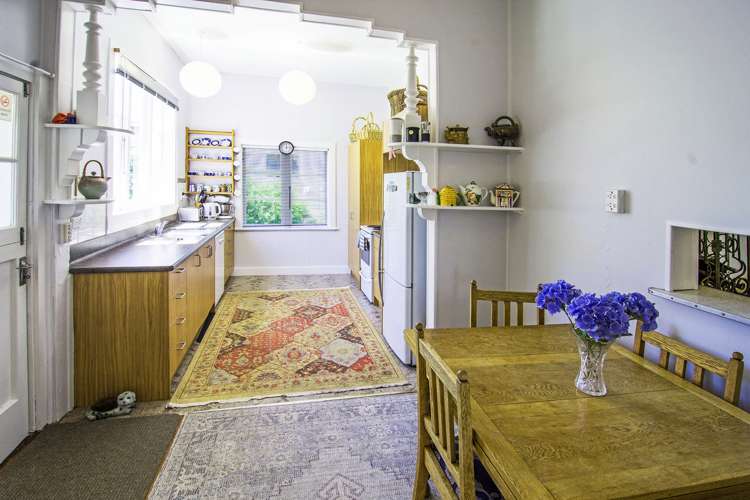 18 Victoria Street Carterton_5