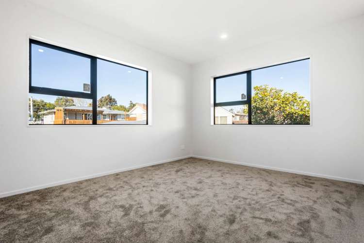 4B Scanlen Terrace Kelston_14