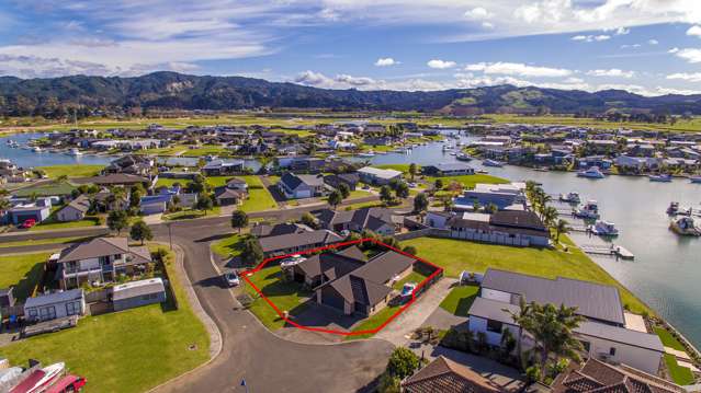 3 Kelly Place Whitianga_1