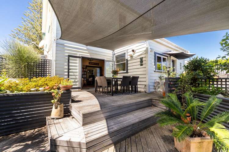 567 Marine Parade Napier South_8