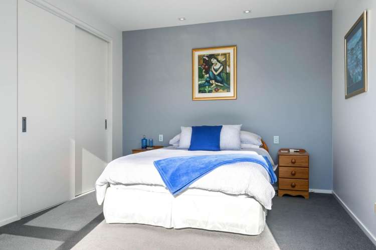 7 Golf View Close Fairhall_36