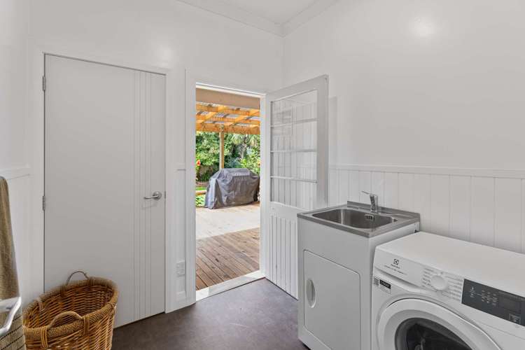 125 Anzac Parade Wanganui East_16