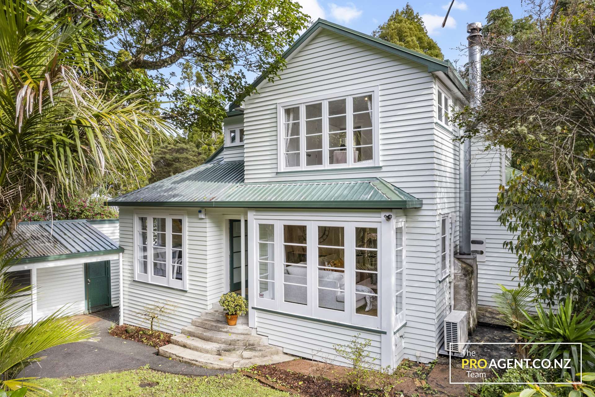 29 Hollywood Avenue Titirangi_0