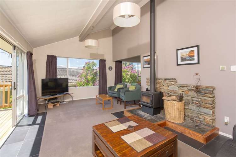 11 Frye Crescent Albert Town_8