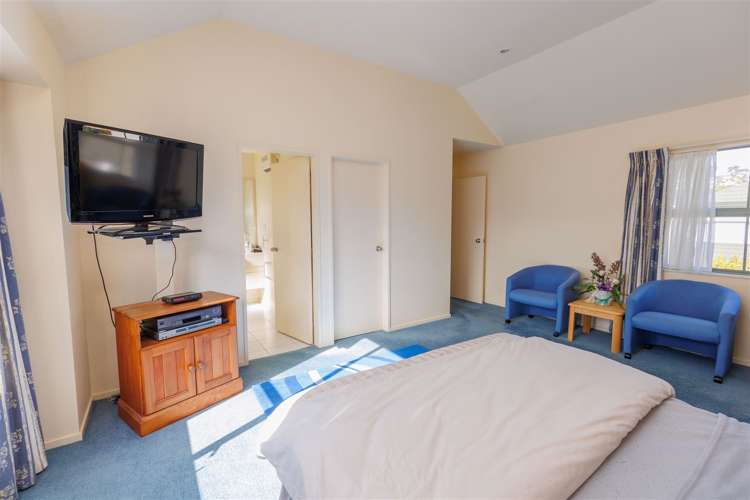 6 Gresford Place Churton Park_7