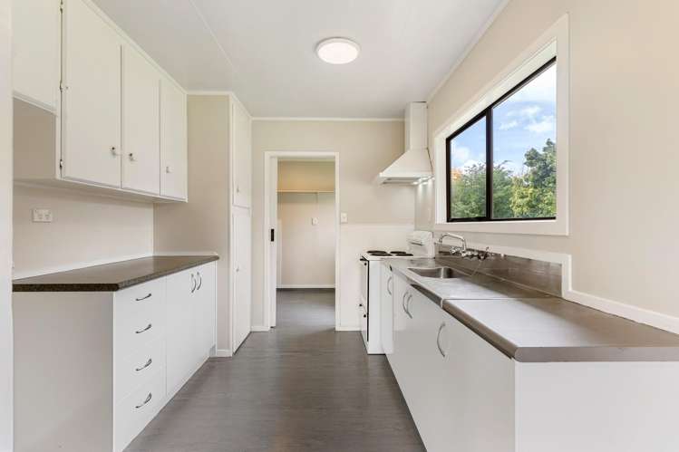 18 Reinga Place Massey_3