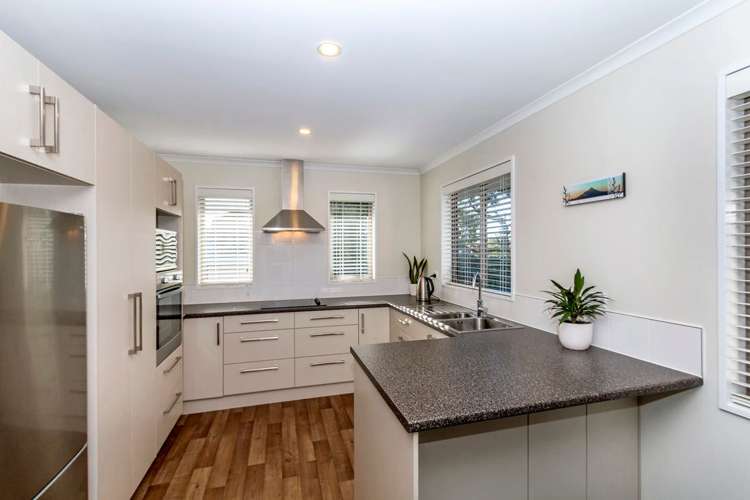 423 Bower Avenue Parklands_5