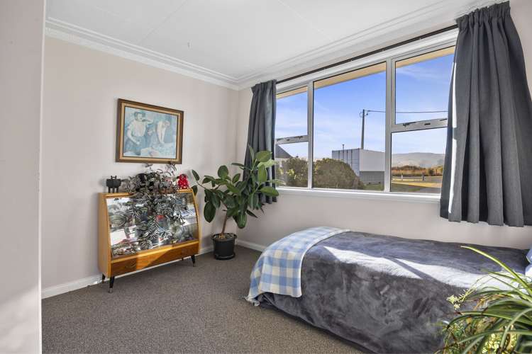 32 Constitution Avenue Milton_8