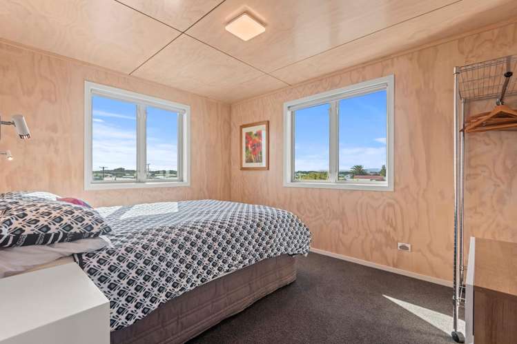 1 Roore Street Foxton Beach_9