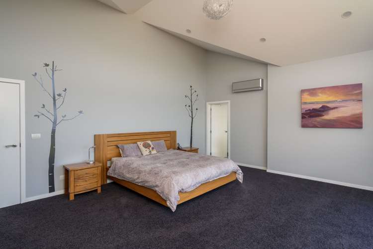 64 Onekainga Rise (Pvt) Whananaki_12