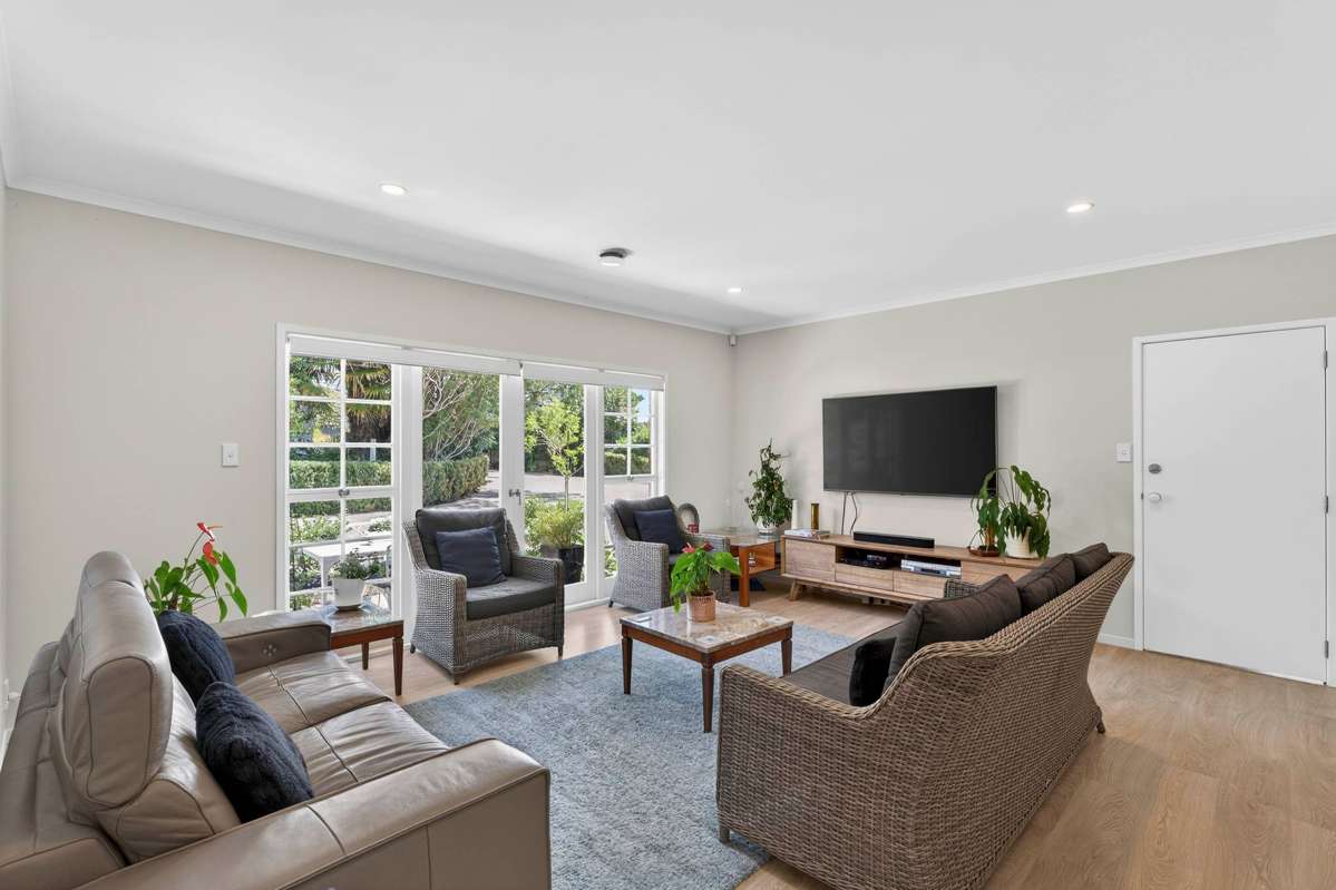 33A Waiatarua Road_3