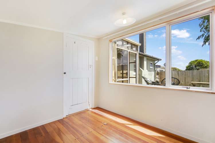 403 Carrington Street Upper Vogeltown_15