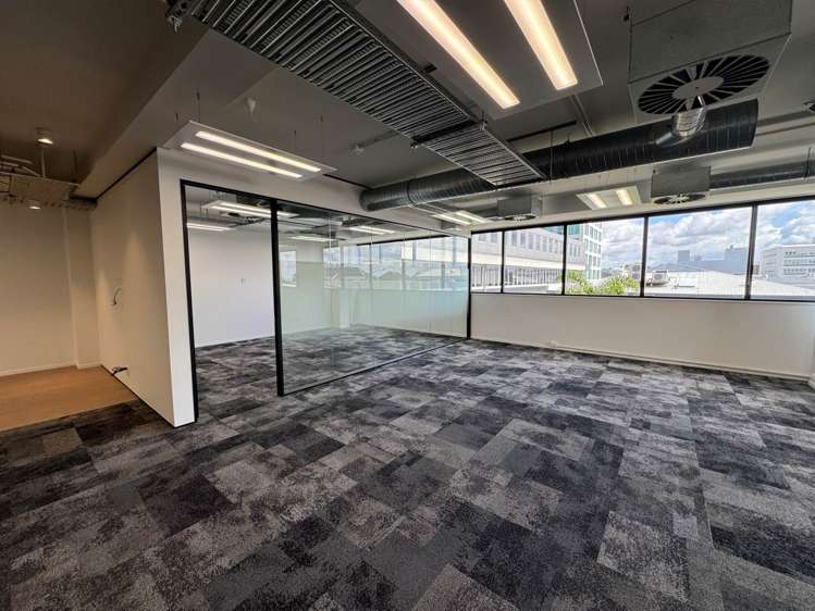 Level 2/1 Byron Avenue Takapuna_4