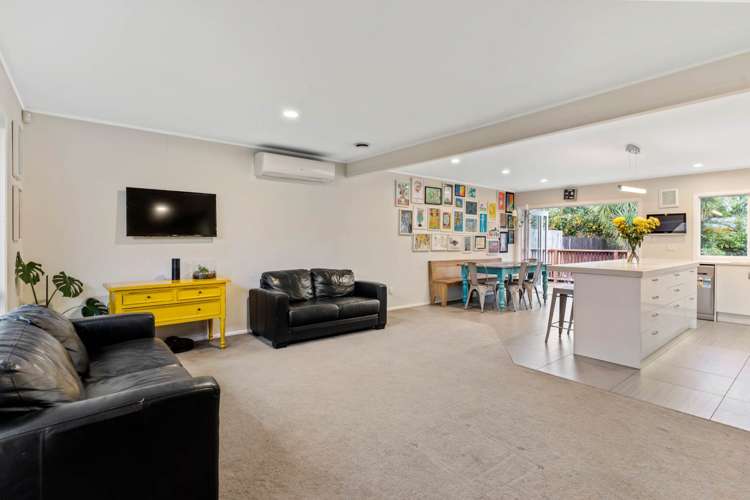 5 Nandana Drive Glen Eden_10