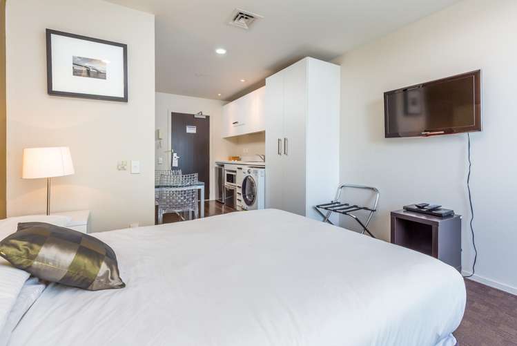 1214/10 Waterloo Quadrant Auckland Central_2