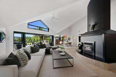 903 Old North Road_1