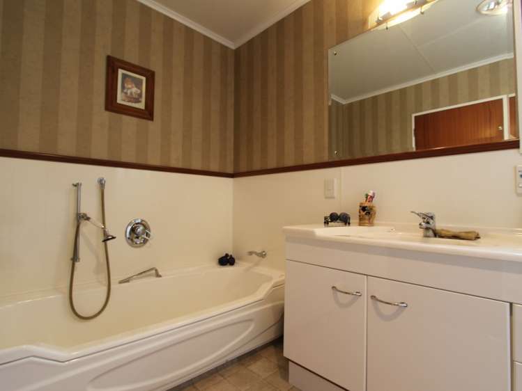 41 Edward Street Pahiatua_5