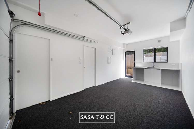 64 Landscape Road Papatoetoe_13