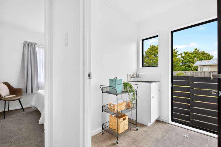 14 Hikurangi Street Te Atatu Peninsula_11