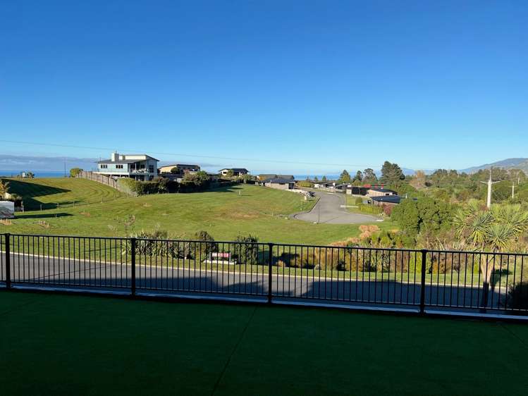 29 Knowles Crescent_2
