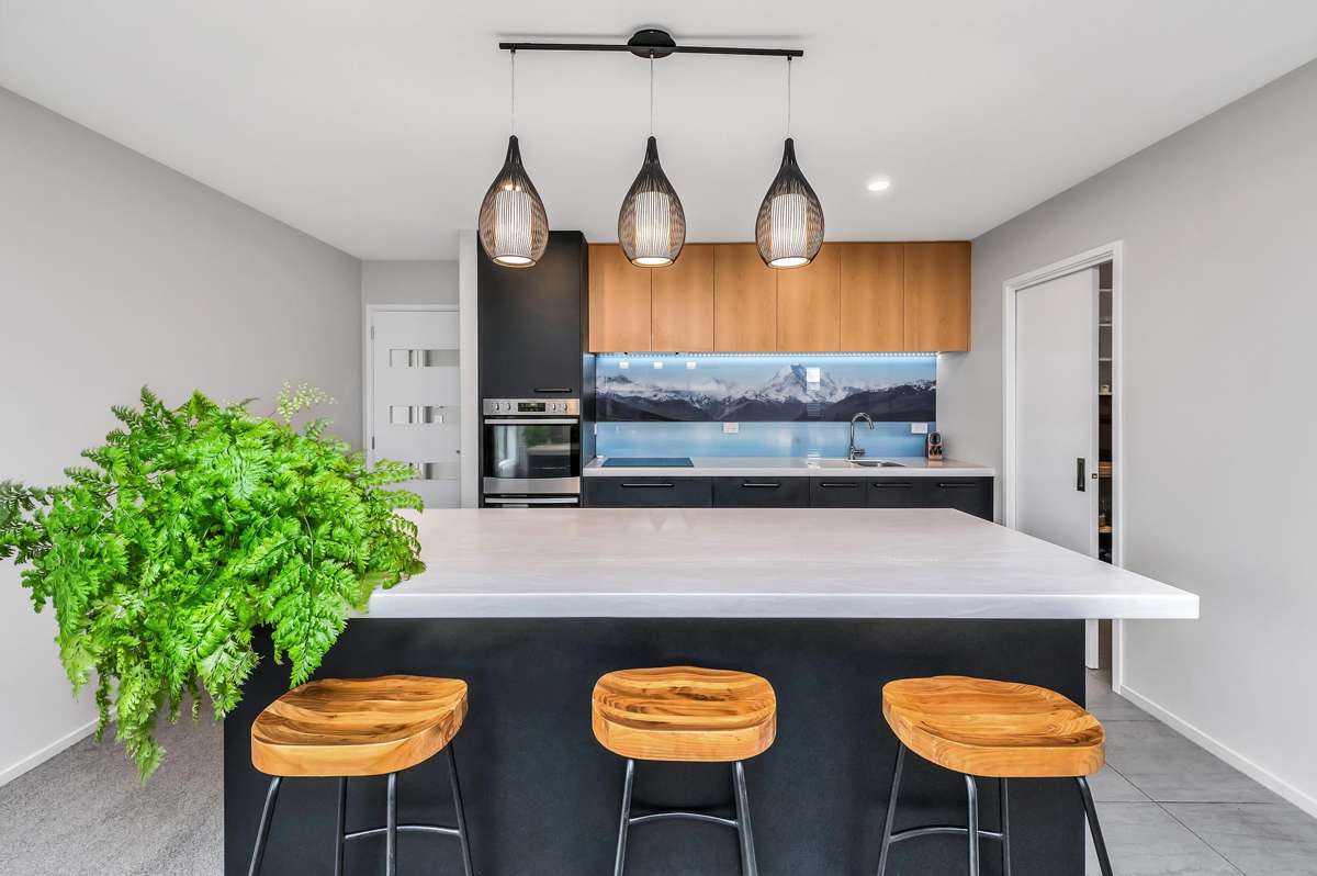 100 Sunline Avenue_3