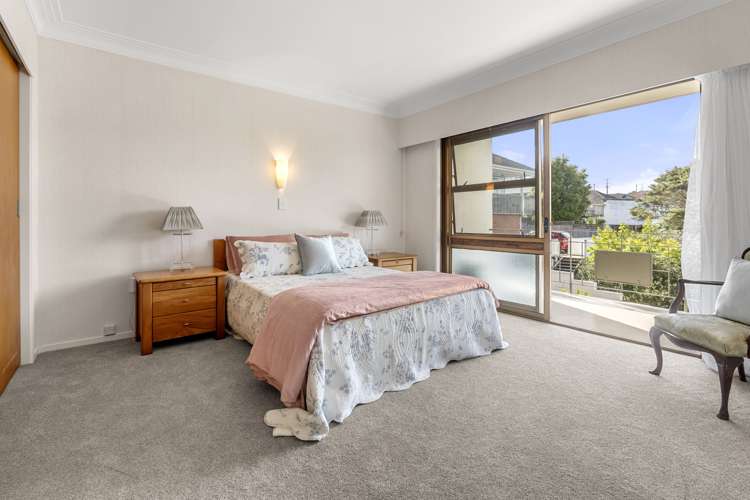 3/108 Ocean View Road Northcote_7