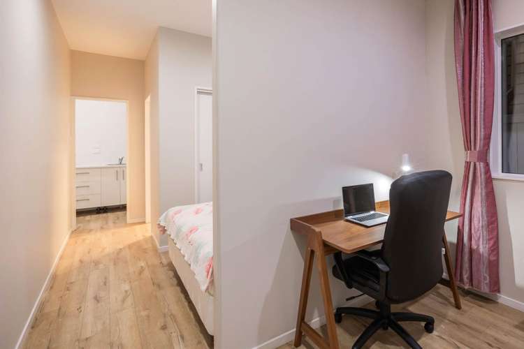 251 Murphys Road Flat Bush_18