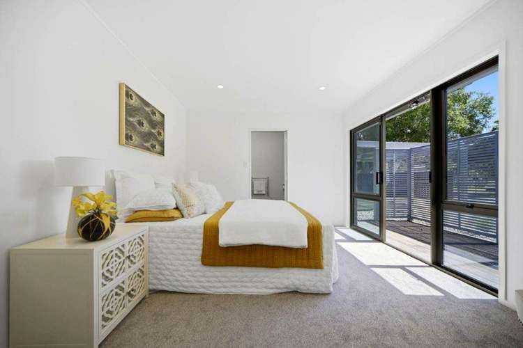 Montclair Rise Browns Bay_8