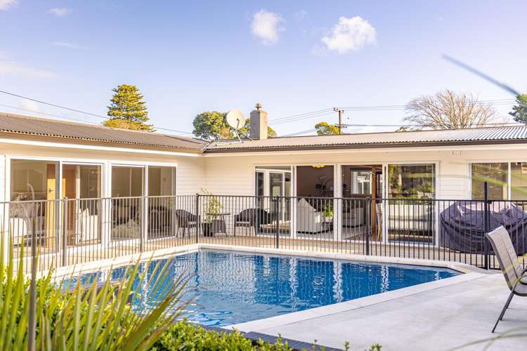 56 Great North Road Saint Johns Hill_22